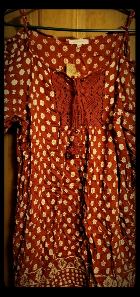 Nwt 1x cold shoulder dress